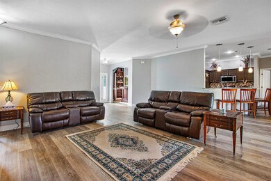 009-1841SWHampshireLane-PortStLucie-FL-s