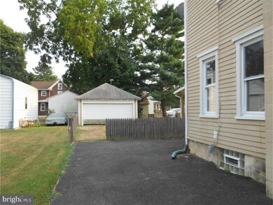 152 Maple St, Clayton, NJ 08312 - photo 2