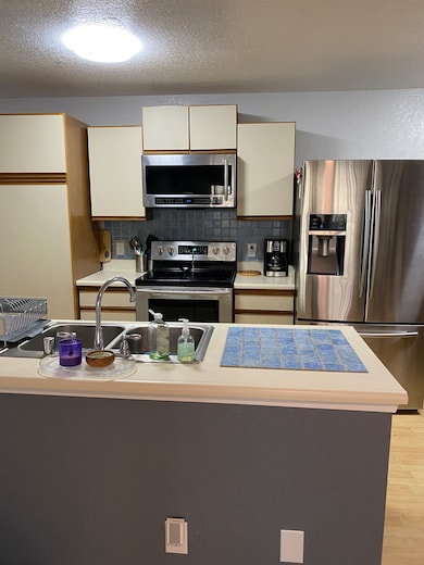 Newer stainless steel appliances (2024)