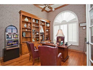 Studio/Study/Office.