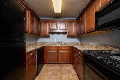 220 S Mclean Blvd unit 8, Memphis, TN 38104 - photo 5