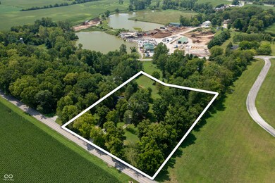 7721 S 300 W, Pendleton, IN 46064 - photo 2