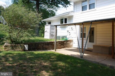 4709 Ruby Ave, Halethorpe, MD 21227 - photo 5