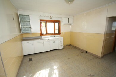 921 Clearview St, Scranton, PA 18508 - photo 7