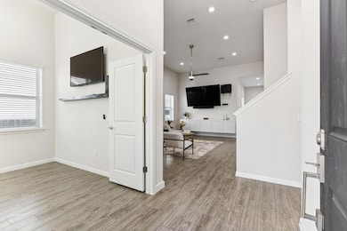 7808 Glover Dr, Austin, TX 78744 - photo 3