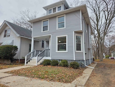 1030 N Winnebago St, Rockford, IL 61103 - photo 2