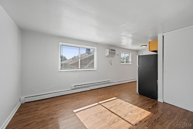 1522 Cedar Ave, Cincinnati, OH 45224 - photo 5