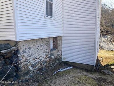 176 Jarvis Hill Rd, Readsboro, VT 05350 - photo 7