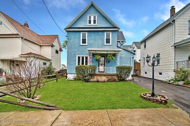 423 E Warren St, Dunmore, PA 18512 - photo 2