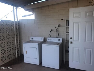 2338 N 52nd St, Phoenix, AZ 85008 - photo 7