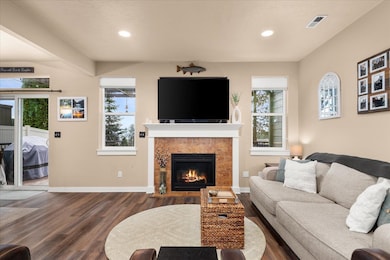 7002 E Columbia Dr, Spokane, WA 99217 - photo 6