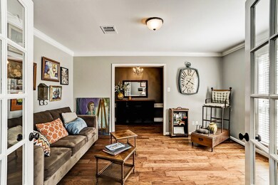 1062 Richelieu Ln, Houston, TX 77018 - photo 7