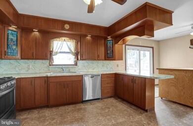 350 Church Ave, Shoemakersville, PA 19555 - photo 7