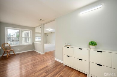 87 Maple St, Colonia, NJ 07067 - photo 4