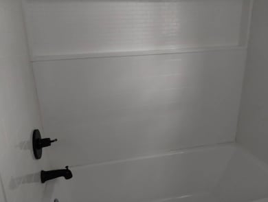 1407 NW Columbia Ave, Lawton, OK 73507 - photo 4