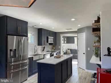 309 Hillsmere Dr, Annapolis, MD 21403 - photo 3