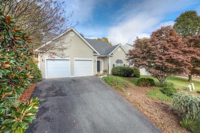 880 Swan Ridge Rd, Charlottesville, VA 22903 - photo 3