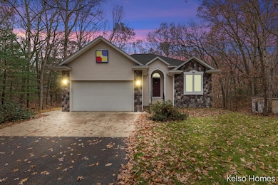 4078 Wildwood Dr unit 28, Allegan, MI 49010 - photo 2