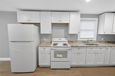 122 Brookside Ave, West Warwick, RI 02893 - photo 2