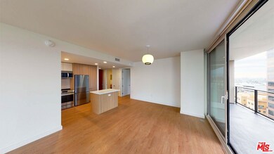 11750 Wilshire Blvd unit 411, Los Angeles, CA 90025 - photo 2