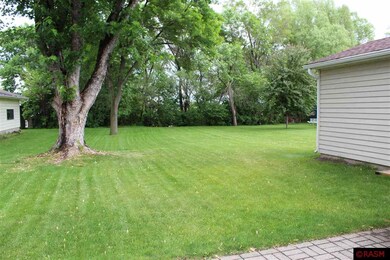 1712 N Payne St, New Ulm, MN 56073 - photo 3