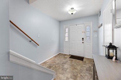 13911 Gunners Place, Centreville, VA 20121 - photo 5