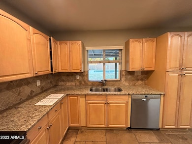 2124 E Carson Dr unit 5, Tempe, AZ 85282 - photo 5