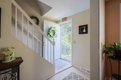 4 Megan Ct unit B, Mendon, MA 01756 - photo 4