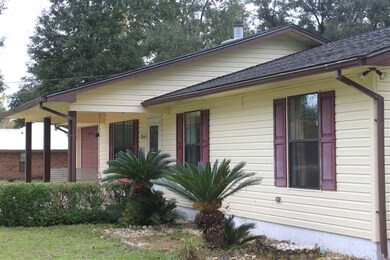 264 Bay Pine Dr, Crawfordville, FL 32327 - photo 4