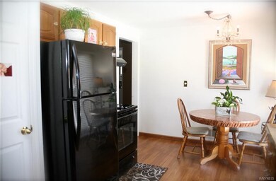 864 Pioneer Dr, North Tonawanda, NY 14120 - photo 7