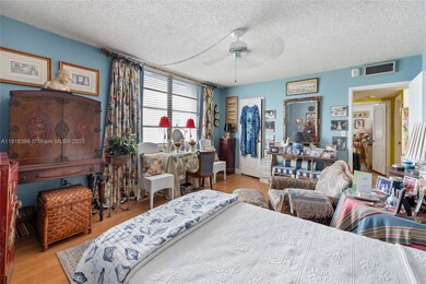 155 Sunrise Dr unit 4B, Key Biscayne, FL 33149 - photo 7