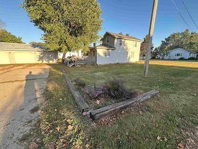 207 8th St, Brodhead, WI 53520 - photo 5