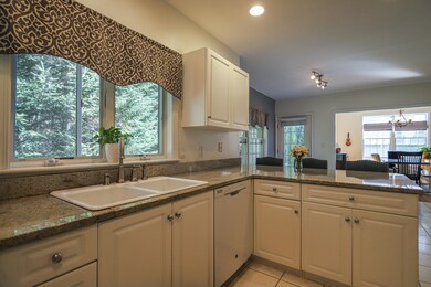 22 Evergreen Farms Rd, Scarborough, ME 04074 - photo 4