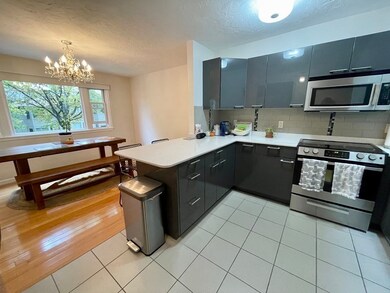 54 Regent Cir, Brookline, MA 02445 - photo 5