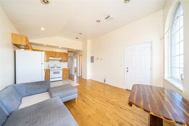 241 Laidlaw Ave, Jersey City, NJ 07306 - photo 3