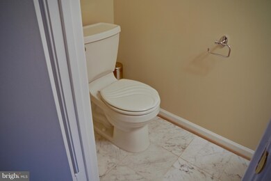 2878 Madeira Ct unit 17, Woodbridge, VA 22192 - photo 7