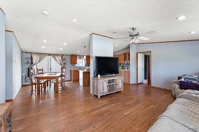 920 E 14th St, La Junta, CO 81050 - photo 3