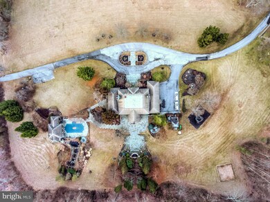 2401 Tufton Ave, Reisterstown, MD 21136 - photo 3