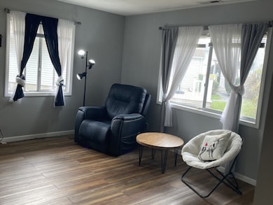 2347 Carnation Dr unit 2347, Crest Hill, IL 60403 - photo 4