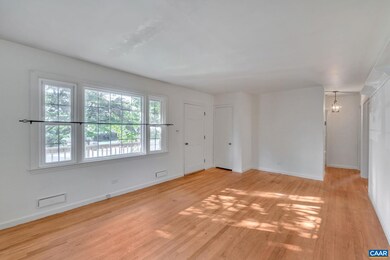 1023 Martin St, Charlottesville, VA 22901 - photo 3
