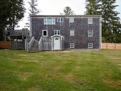 18 Metacomet Ave, Swansea, MA 02777 - photo 3