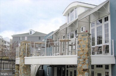 4151 S Four Mile Run Dr unit 204, Arlington, VA 22204 - photo 6