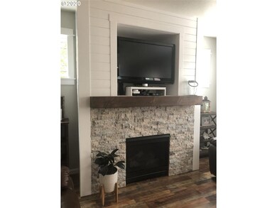 812 SW Grant Way, Troutdale, OR 97060 - photo 5