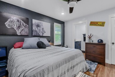 420 E Burrell St, Denison, TX 75021 - photo 5