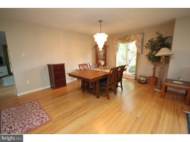 27 Hereford Dr, Princeton Junction, NJ 08550 - photo 4