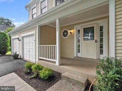 13207 Ladybank Ln, Herndon, VA 20171 - photo 4