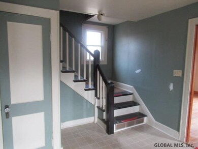 429 Stanford Ave, Schenectady, NY 12304 - photo 3