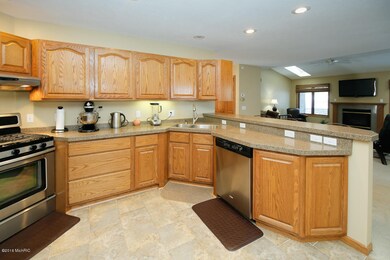 2520 Highpointe Dr-108