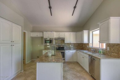 Kitchen (5)