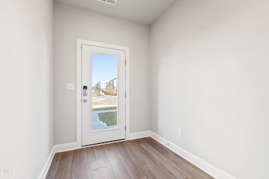 2902 Kempthorne Rd, Cary, NC 27519 - photo 4